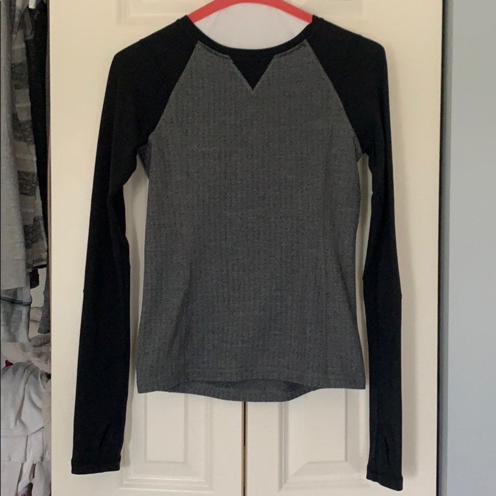 grey and black long sleeve